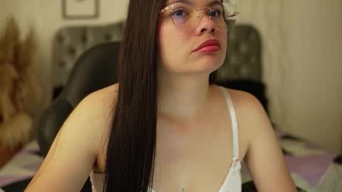 Snapshot of kathh_latorre chatting on 6, 2, 2026 kathh_latorre online show from 6, 2, 2026