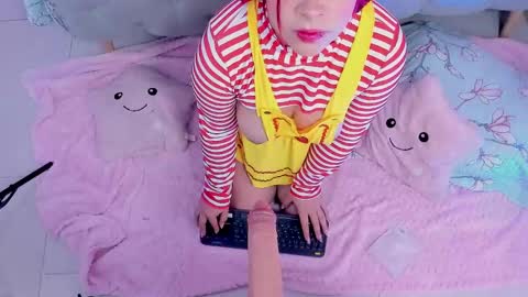 Snapshot of kathia_saenz chatting on 6, 2, 2025 Kathia  online show from 6, 2, 2025