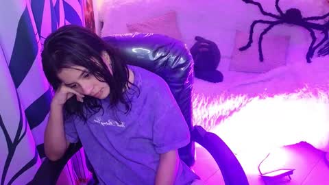 Snapshot of kathie_lozada chatting on 2, 10, 2025 kathie_lozada online show from 2, 10, 2025