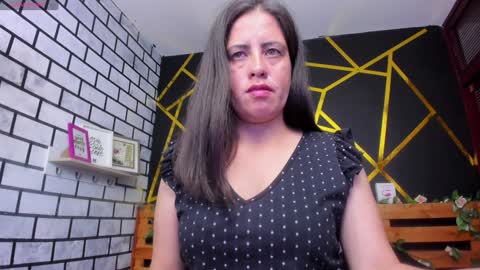 Paola online show from 10, 1, 2025