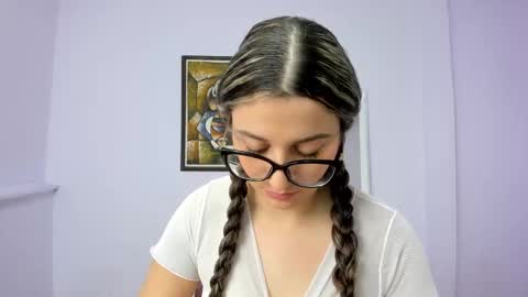 Khaterine online show from 12, 2, 2025