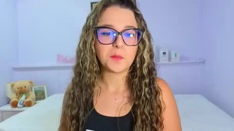 Khaterine online show from 7, 10, 2025