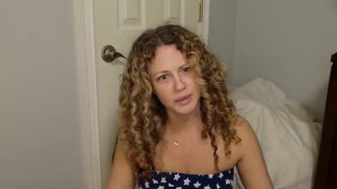 Katie Coxxwell online show from 22, 3, 2026