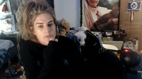 Snapshot of katiecutie_5 chatting on 11, 9, 2025 Katie online show from 11, 9, 2025