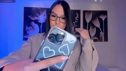 Kate Stonne online show from 17, 1, 2026