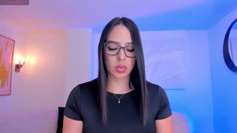 Kate Stonne online show from 8, 2, 2026