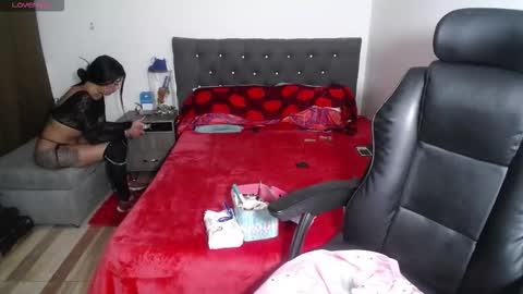 Snapshot of katik_11sexhot chatting on 14, 10, 2025 Daniela online show from 14, 10, 2025