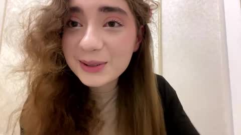 Snapshot of katinaflatau chatting on 12, 5, 2026 Rosie online show from 12, 5, 2026