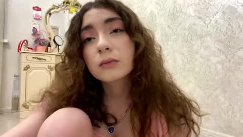 Snapshot of katinaflatau chatting on 5, 6, 2026 Rosie online show from 5, 6, 2026