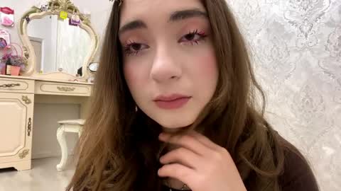 Snapshot of katinaflatau chatting on 7, 6, 2026 Rosie online show from 7, 6, 2026
