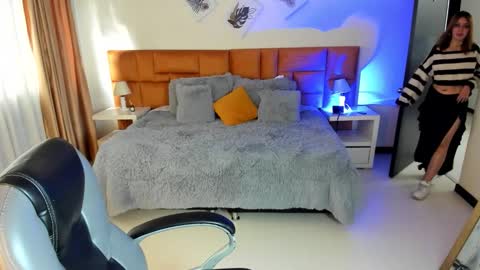 Snapshot of katnia_and_marcuz chatting on 10, 10, 2025 Katnia and Marcuz online show from 10, 10, 2025