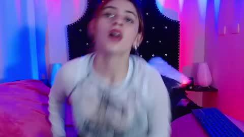 Snapshot of katniss_moon chatting on 27, 6, 2026 Katniss online show from 27, 6, 2026