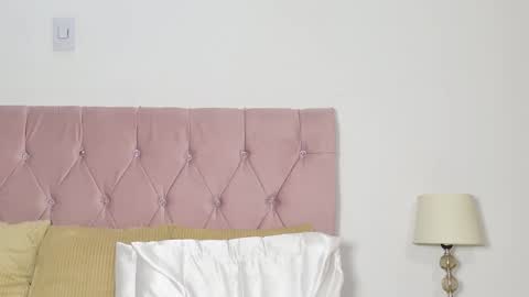 katrina clark online show from 21, 4, 2026