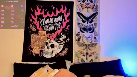 Snapshot of katrinaa_ricci chatting on 14, 11, 2025 Katrina Ricci online show from 14, 11, 2025