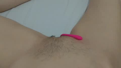 Snapshot of katrinna_arinna chatting on 13, 1, 2025 katrina dont forget to give me thumbs up online show from 13, 1, 2025