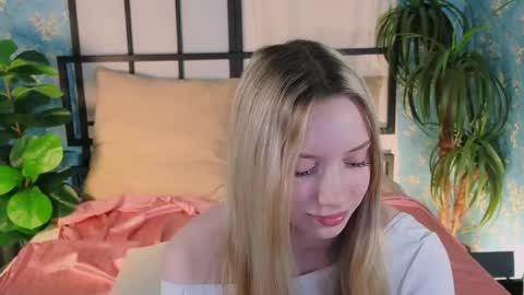katt_yy online show from 22, 4, 2026