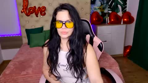 KattieSims online show from 17, 2, 2025