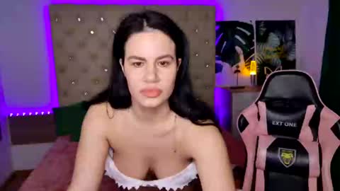KattieSims online show from 8, 3, 2025