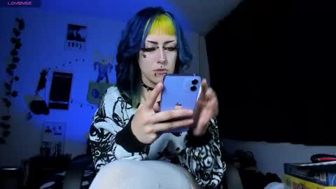 kattx   independent model online show from 16, 1, 2026