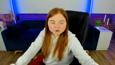 Snapshot of katty_rose8 chatting on 27, 9, 2025 Katty online show from 27, 9, 2025