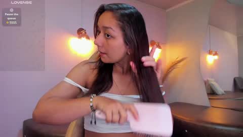 Snapshot of katy_sweet19 chatting on 31, 1, 2025 Katy online show from 31, 1, 2025