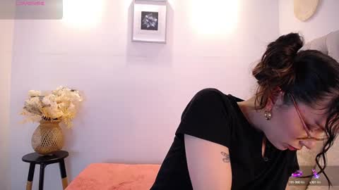 Snapshot of katy_van chatting on 30, 1, 2025 Katy Van online show from 30, 1, 2025