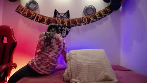 Snapshot of katy_van chatting on 2, 11, 2025 Katy Van online show from 2, 11, 2025