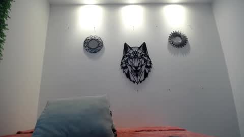 Snapshot of katy_van chatting on 24, 11, 2025 Katy Van online show from 24, 11, 2025