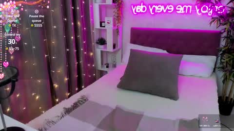 Snapshot of katyaneilson chatting on 7, 3, 2025 Kate online show from 7, 3, 2025