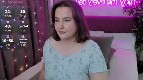 Snapshot of katyaneilson chatting on 13, 9, 2025 Kate online show from 13, 9, 2025