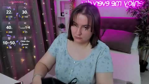 Snapshot of katyaneilson chatting on 2, 10, 2025 Kate online show from 2, 10, 2025