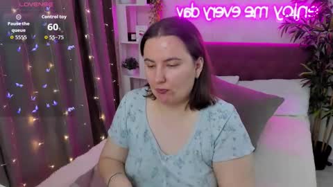 Snapshot of katyaneilson chatting on 17, 10, 2025 Kate online show from 17, 10, 2025