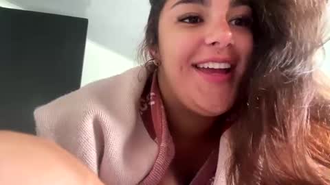 Snapshot of katybloom_ chatting on 8, 2, 2025 online show from 8, 2, 2025