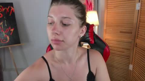Snapshot of katymeaw chatting on 21, 6, 2026 katymeaw online show from 21, 6, 2026