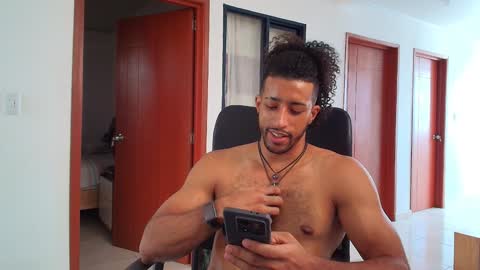 Kauri Lop online show from 10, 1, 2025