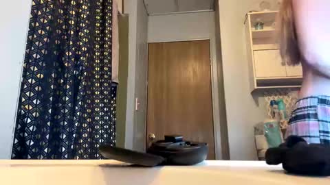 kay_la online show from 26, 11, 2025