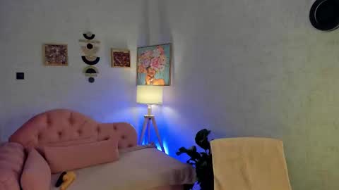 Kaya online show from 15, 9, 2025