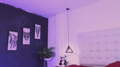 Cattleya stone online show from 7, 3, 2025