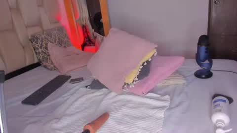 Snapshot of kayla_ada chatting on 17, 6, 2026 Kayla online show from 17, 6, 2026