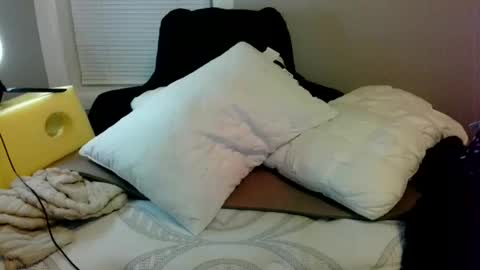 kaylaelizabeth97 online show from 8, 2, 2026