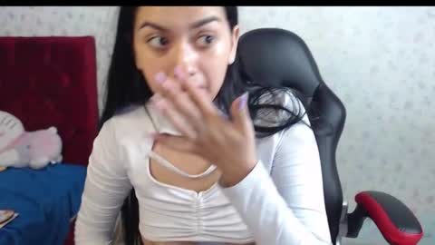 Snapshot of kaylak18x chatting on 3, 10, 2025 Kayla online show from 3, 10, 2025