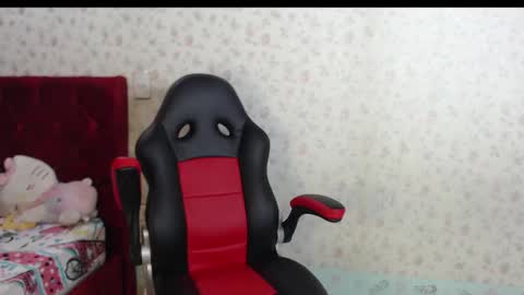 Snapshot of kaylak18x chatting on 13, 10, 2025 Kayla online show from 13, 10, 2025