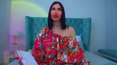Kayla online show from 28, 6, 2026
