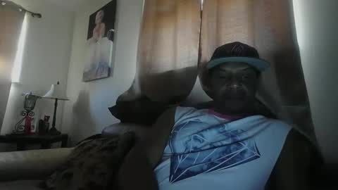 Snapshot of kayleekakesnslim chatting on 5, 3, 2025 kaylee kakes online show from 5, 3, 2025