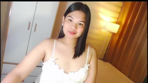 Snapshot of kayleepinay chatting on 16, 12, 2024 Y O U R F U T U R E K A Y L E E online show from 16, 12, 2024