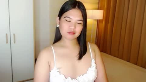Snapshot of kayleepinay chatting on 20, 12, 2024 Y O U R F U T U R E K A Y L E E online show from 20, 12, 2024