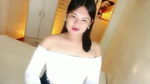 Snapshot of kayleepinay chatting on 20, 12, 2025 Y O U R F U T U R E K A Y L E E online show from 20, 12, 2025