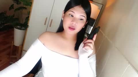 Snapshot of kayleepinay chatting on 6, 1, 2026 Y O U R F U T U R E K A Y L E E online show from 6, 1, 2026