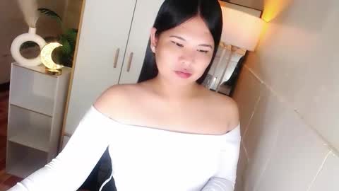 Snapshot of kayleepinay chatting on 14, 1, 2026 Y O U R F U T U R E K A Y L E E online show from 14, 1, 2026