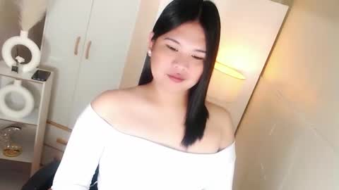 Snapshot of kayleepinay chatting on 7, 2, 2026 Y O U R F U T U R E K A Y L E E online show from 7, 2, 2026